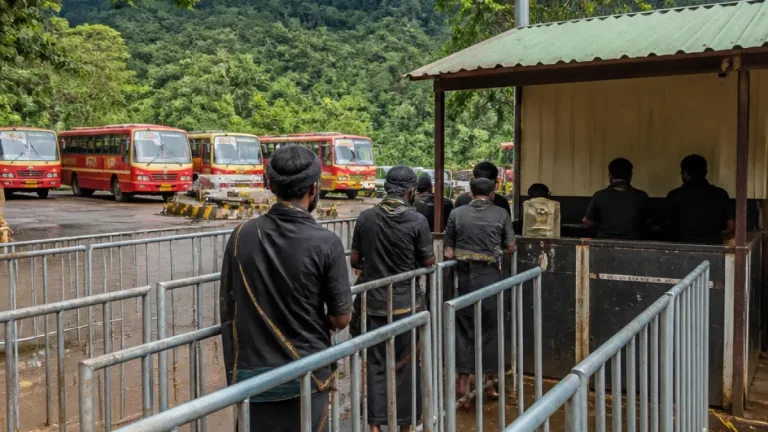 ശബരിമല മണ്ഡലം–മകരവിളക്ക് തീർഥാടനം: വെർച്വൽ ക്യൂ ബുക്കിങ് ഒക്ടോബർ 29ന് രാവിലെ 10 മുതൽ