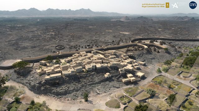 Arqueólogos descobrem assentamento da Idade do Bronze de 4.000 anos escondido em oásis da Arábia Saudita
