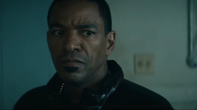 Laz Alonso em Os meninos