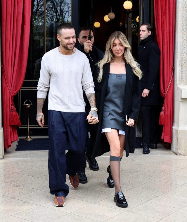 Liam Payne e Kate Cassidy em seu hotel em Paris