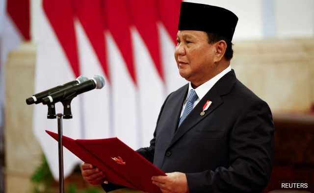 Prabowo Subianto presta juramento como presidente da Indonésia e toma posse em novo gabinete
