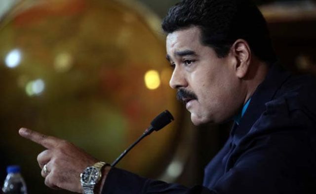 Venezuela detém quatro cidadãos dos EUA em suposta conspiração da CIA contra Maduro
