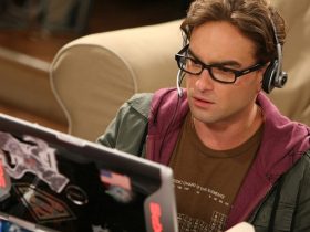 Leonard gaming on his laptop on The Big Bang Theory