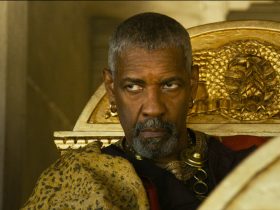 Denzel Washington in gladiator garb in Gladiator 2