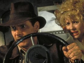 Indiana and Willie Scott struggle to fly a plane in Indiana Jones and the Temple of Doom