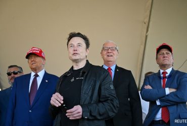 SpaceX Fails To Repeat Starship Booster Catch, As Trump Looks On