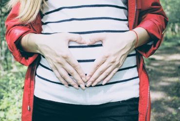 Woman Visits Doctor For Sore Throat, Finds She's Pregnant With Quadruplets